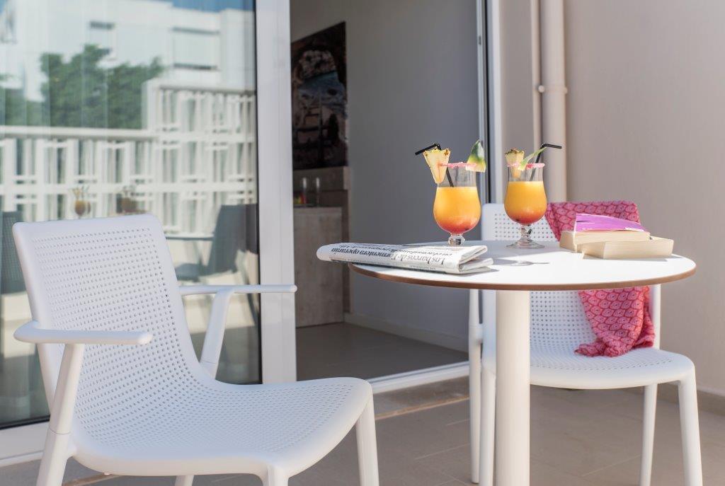 Hotel Voramar - Emar Hotels Es Pujols Exterior foto